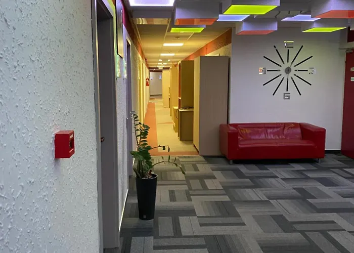 Only 15 Minutes To Center, Free Parking&breakfast Hotel Budapesta